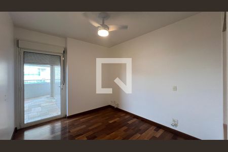 Apartamento à venda com 307m², 4 quartos e 4 vagas Apartamento à venda com 307m², 4 quartos e 4 vagasSuite 3