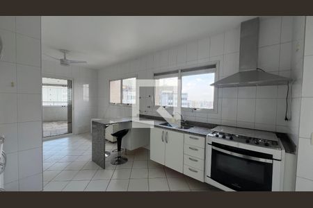 Apartamento à venda com 307m², 4 quartos e 4 vagas Apartamento à venda com 307m², 4 quartos e 4 vagasCozinha