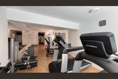 Apartamento à venda com 307m², 4 quartos e 4 vagas Apartamento à venda com 307m², 4 quartos e 4 vagasAcademia