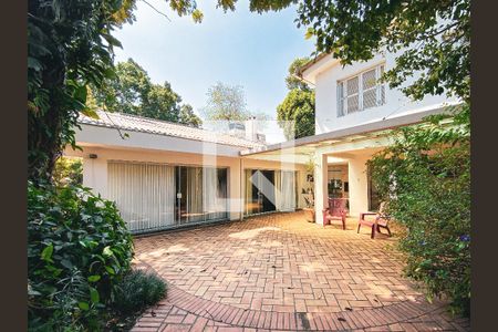 Casa à venda com 299m², 4 quartos e 3 vagasfundos