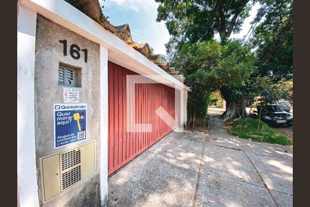 Casa à venda com 299m², 4 quartos e 3 vagasFachada