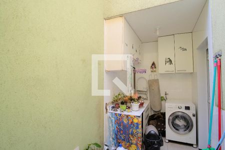 Casa de condomínio à venda com 130m², 3 quartos e 2 vagasÁrea de Serviço