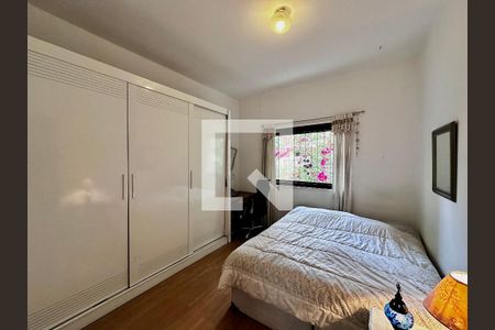 Casa à venda com 170m², 4 quartos e 2 vagas Casa à venda com 170m², 4 quartos e 2 vagasQuarto 3