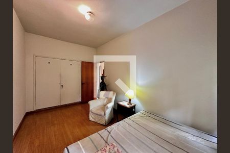 Casa à venda com 170m², 4 quartos e 2 vagas Casa à venda com 170m², 4 quartos e 2 vagasQuarto 2