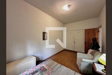 Casa à venda com 170m², 4 quartos e 2 vagas Casa à venda com 170m², 4 quartos e 2 vagasQuarto 2