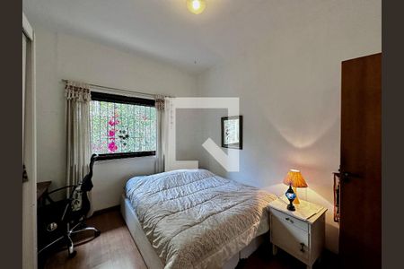 Casa à venda com 170m², 4 quartos e 2 vagas Casa à venda com 170m², 4 quartos e 2 vagasQuarto 3