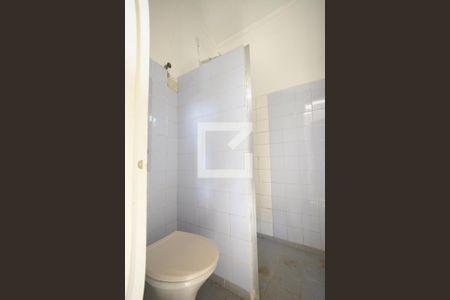 Casa à venda com 250m², 3 quartos e 4 vagasBanheiro Externo