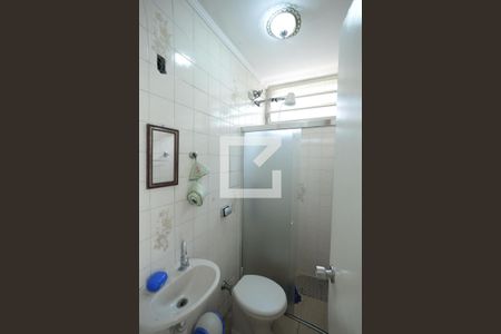 Casa à venda com 250m², 3 quartos e 4 vagasBanheiro de Serviço