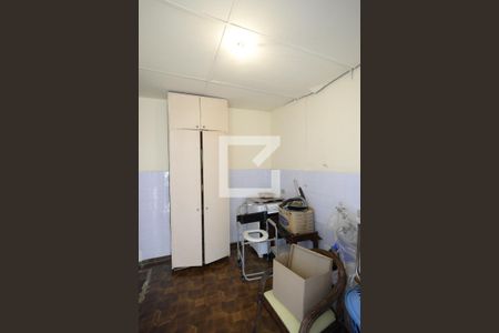 Casa à venda com 250m², 3 quartos e 4 vagasQuarto de Serviço 2