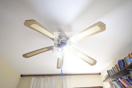 Casa à venda com 250m², 3 quartos e 4 vagasSuíte 2