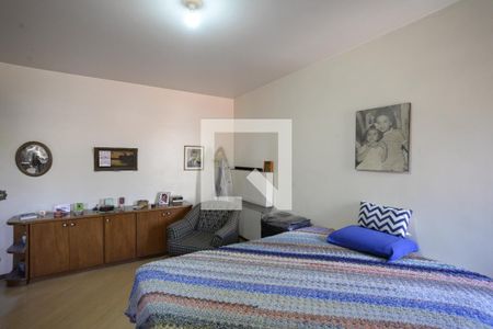 Casa à venda com 250m², 3 quartos e 4 vagasSuíte 3