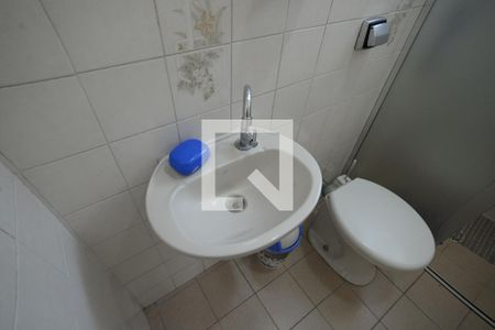 Casa à venda com 250m², 3 quartos e 4 vagasBanheiro de Serviço