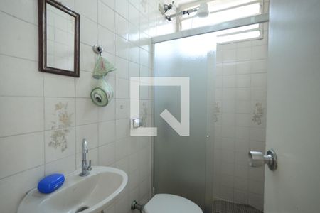 Casa à venda com 250m², 3 quartos e 4 vagasBanheiro de Serviço