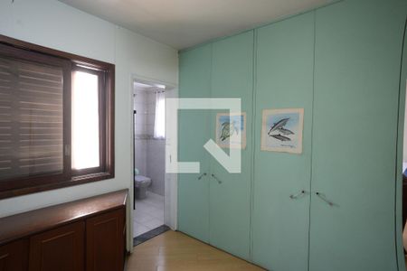 Casa à venda com 250m², 3 quartos e 4 vagasSuíte 1