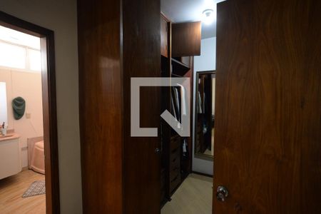 Casa à venda com 250m², 3 quartos e 4 vagasSuíte 3