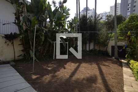 Casa à venda com 250m², 3 quartos e 4 vagasQuintal