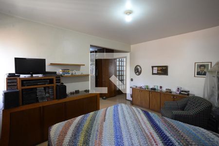 Casa à venda com 250m², 3 quartos e 4 vagasSuíte 3