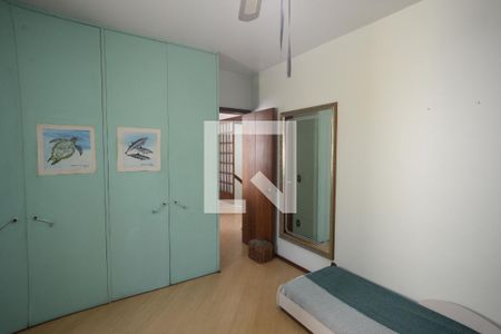 Casa à venda com 250m², 3 quartos e 4 vagasSuíte 1