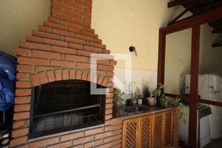 Casa à venda com 250m², 3 quartos e 4 vagasChurrasqueira