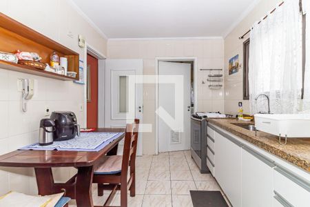 Apartamento à venda com 105m², 4 quartos e 2 vagasCozinha
