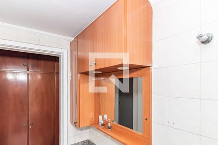 Apartamento à venda com 105m², 4 quartos e 2 vagasBanheiro