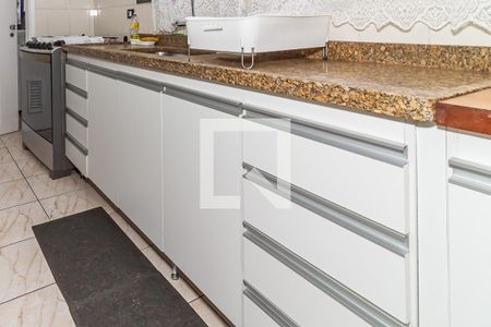 Apartamento à venda com 105m², 4 quartos e 2 vagasCozinha