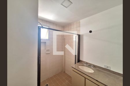 Apartamento à venda com 105m², 3 quartos e 2 vagas Apartamento à venda com 105m², 3 quartos e 2 vagasBanheiro da Suíte