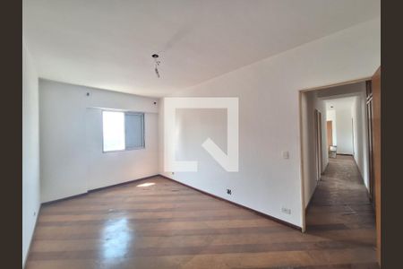 Apartamento à venda com 105m², 3 quartos e 2 vagas Apartamento à venda com 105m², 3 quartos e 2 vagasSuíte