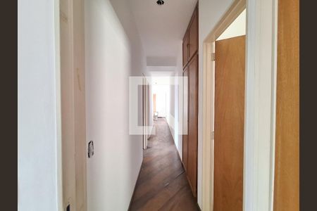 Apartamento à venda com 105m², 3 quartos e 2 vagas Apartamento à venda com 105m², 3 quartos e 2 vagasCorredor