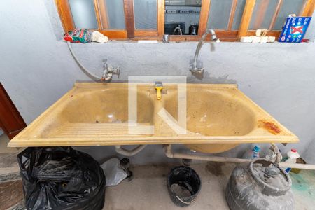 Casa à venda com 150m², 2 quartos e 3 vagasÁrea de Serviço / Quintal