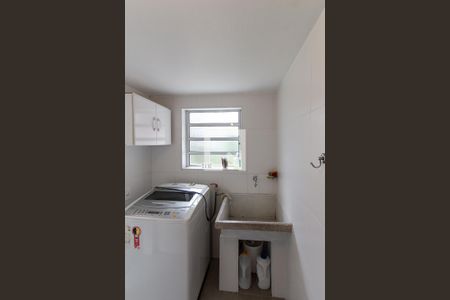 Casa à venda com 280m², 4 quartos e 2 vagasÁrea de Serviço