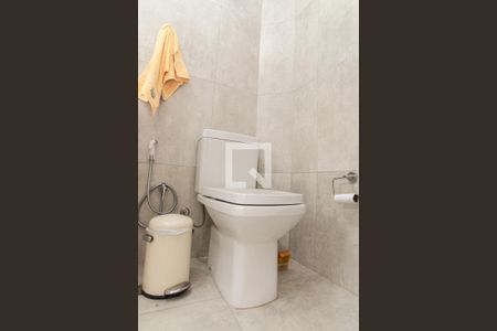 Casa à venda com 280m², 4 quartos e 2 vagasBanheiro da Suíte 2