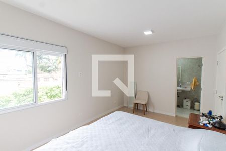 Casa à venda com 280m², 4 quartos e 2 vagasSuíte 2  