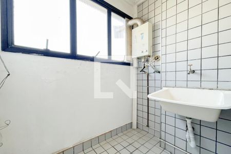 Apartamento à venda com 48m², 2 quartos e 1 vaga Apartamento à venda com 48m², 2 quartos e 1 vagaÁrea de Serviço