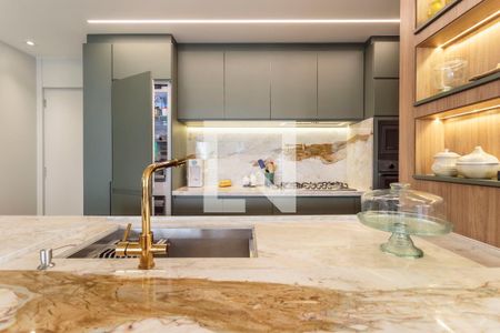 Apartamento à venda com 153m², 2 quartos e 2 vagas Apartamento à venda com 153m², 2 quartos e 2 vagasCozinha