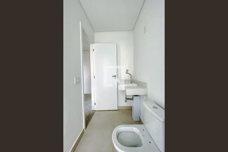 Apartamento à venda com 154m², 3 quartos e 2 vagasBanheiro da Suíte 1