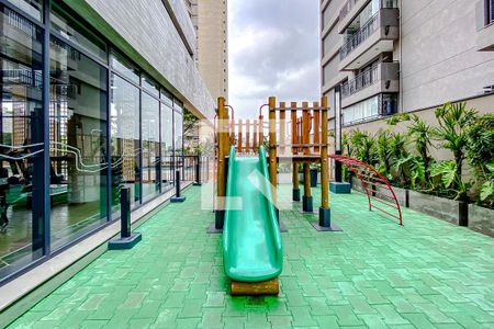 Apartamento à venda com 154m², 3 quartos e 2 vagasÁrea comum - Playground