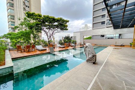 Apartamento à venda com 324m², 3 quartos e 2 vagasÁrea comum - Piscina