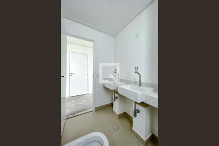 Apartamento à venda com 324m², 3 quartos e 2 vagasBanheiro da Suíte 3