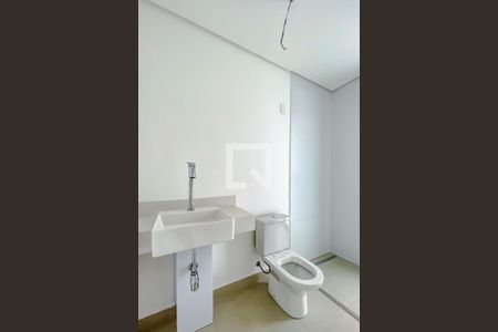 Apartamento à venda com 324m², 3 quartos e 2 vagasBanheiro da Suíte 1