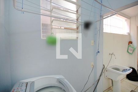 Apartamento à venda com 110m², 3 quartos e 1 vagaÁrea de Serviço