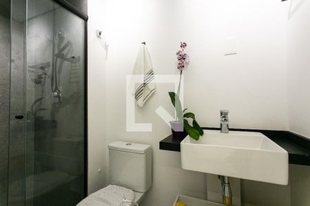 Banheiro de kitnet/studio para alugar com 1 quarto, 25m² em Vila Gomes Cardim, São Paulo