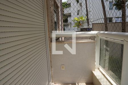 Apartamento à venda com 180m², 4 quartos e 3 vagasVaranda da Suite 2 