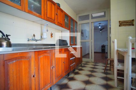 Casa à venda com 200m², 3 quartos e 4 vagasCozinha