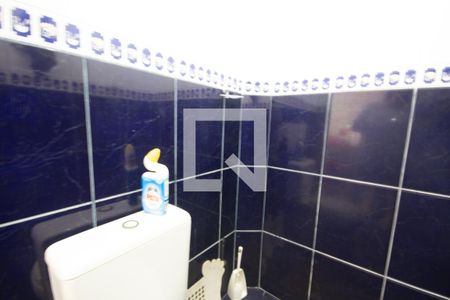 Casa à venda com 319m², 7 quartos e 5 vagas Casa à venda com 319m², 7 quartos e 5 vagasBanheiro - Garagem