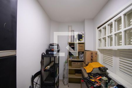 Casa à venda com 319m², 7 quartos e 5 vagas Casa à venda com 319m², 7 quartos e 5 vagasQuarto 7