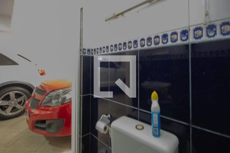 Casa à venda com 319m², 7 quartos e 5 vagas Casa à venda com 319m², 7 quartos e 5 vagasBanheiro - Garagem