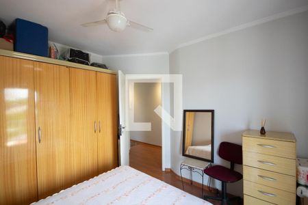 Casa à venda com 319m², 7 quartos e 5 vagas Casa à venda com 319m², 7 quartos e 5 vagasQuarto 1