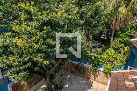 Casa para alugar com 300m², 4 quartos e 6 vagas Casa para alugar com 300m², 4 quartos e 6 vagasVista