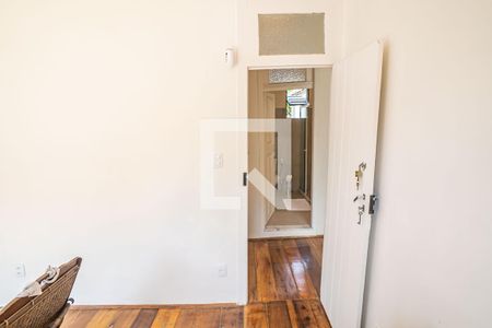 Casa para alugar com 300m², 4 quartos e 6 vagas Casa para alugar com 300m², 4 quartos e 6 vagasSala casa 2